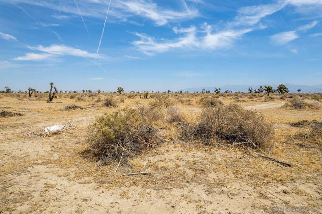 MLS #250036170SD image #18