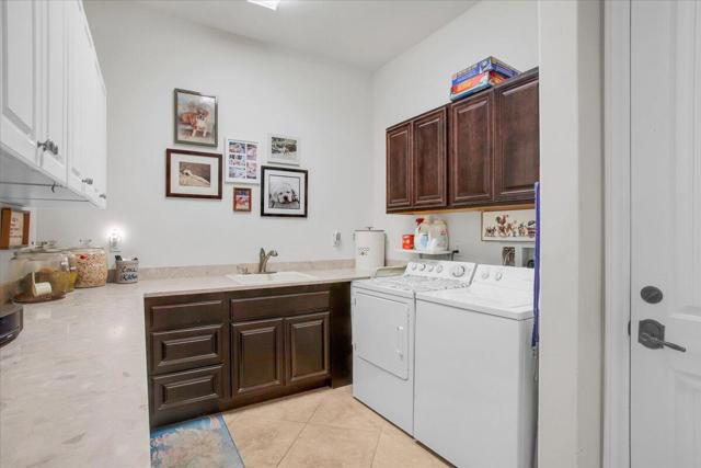 Image 35 of 65 For 57755 Barristo Circle