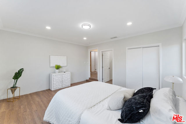 9256 6th Avenue, Hesperia CA: https://media.crmls.org/mediaz/4c258e30-87e2-4f53-bb25-a990ec73d0ff.jpg