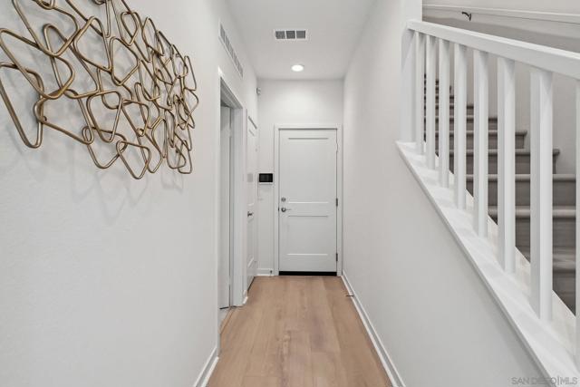 2581 Broom Ln, Carlsbad CA: https://media.crmls.org/mediaz/4c25a99e-da4d-4e9e-91f7-c0242b592ff2.jpg