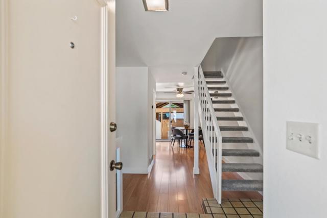 26 Saw Mill Court, Mountain View CA: https://media.crmls.org/mediaz/4c2626c4-ffcf-4ad1-8f18-ce8daaefc1d9.jpg