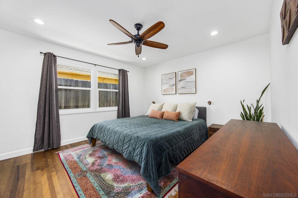 6875 Estrella Ave - photo 20