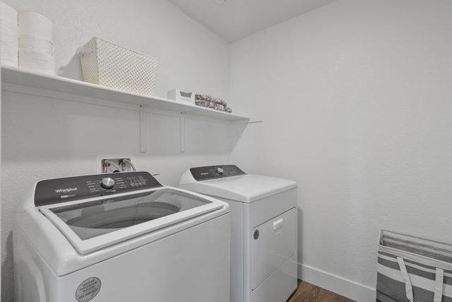 9182 Wickham Court, Gilroy CA: https://media.crmls.org/mediaz/4c275d5d-199e-442f-a520-db426223a282.jpg