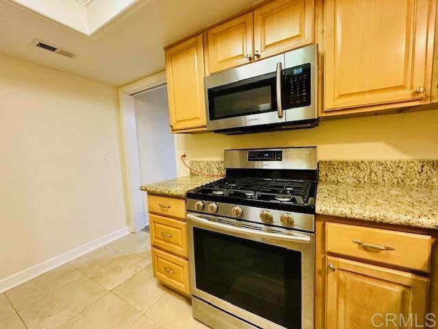 Detail Gallery Image 7 of 27 For 1034 Turnstone Way, Oceanside,  CA 92057 - 2 Beds | 2 Baths