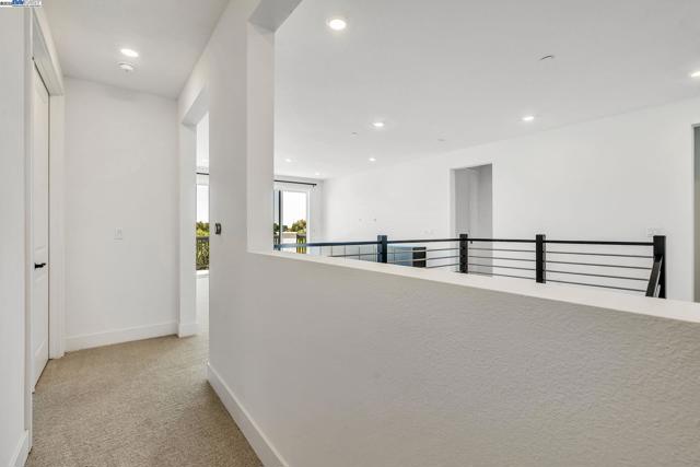 665 River Bend Dr, Lathrop CA: https://media.crmls.org/mediaz/4c28dead-ef46-4e1d-833a-1209712523be.jpg