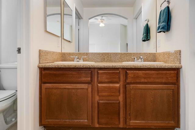Image 43 of 46 For 1229 Roselle Avenue
