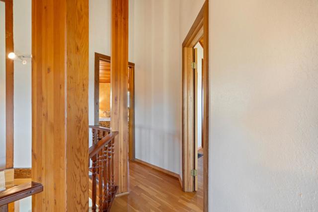 20101 Panoche Road, Paicines CA: https://media.crmls.org/mediaz/4c291b52-be7f-4076-a16e-8bff0befa803.jpg