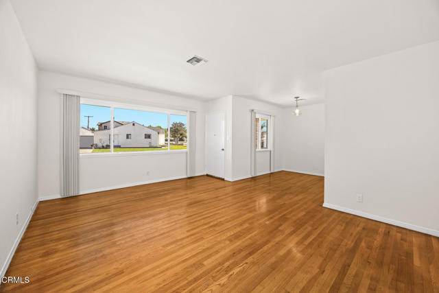 Detail Gallery Image 3 of 18 For 9338 Colfair St, Pico Rivera,  CA 90660 - 2 Beds | 1 Baths