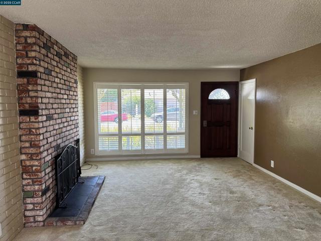 17300 Via Melina, San Lorenzo CA: https://media.crmls.org/mediaz/4c2a3ea7-7b23-4467-ad7f-4574eb1785c4.jpg