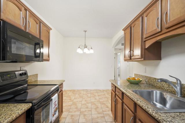 Detail Gallery Image 7 of 28 For 4465 Home Ave #5,  San Diego,  CA 92105 - 2 Beds | 1/1 Baths