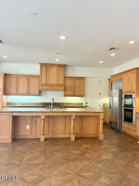 Detail Gallery Image 4 of 22 For 4153 Caribbean St, Oxnard,  CA 93035 - 3 Beds | 3 Baths