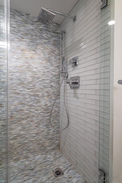 1750 Avenida del Mundo, Coronado CA: https://media.crmls.org/mediaz/4c2b1505-fef5-4339-a125-bdb812a3bd42.jpg