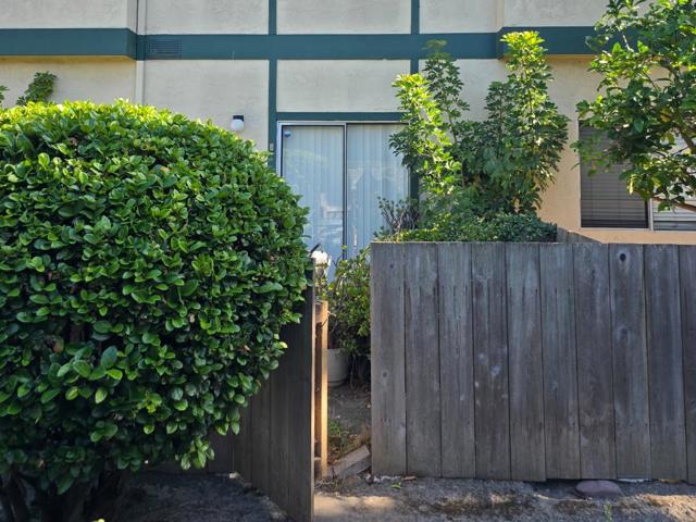 3064 FLINT Street, Union City CA: https://media.crmls.org/mediaz/4c2c0355-2b8a-44c9-9fbe-67613a8677ef.jpg