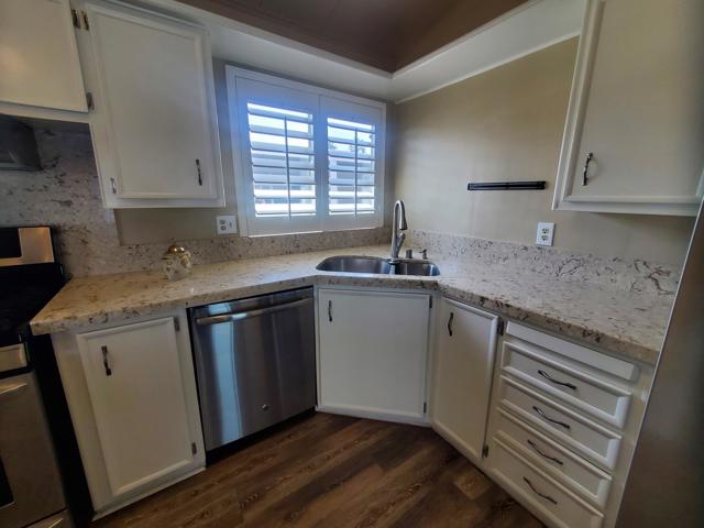 74647 Azurite E Circle, Palm Desert CA: https://media.crmls.org/mediaz/4c2c6a28-6959-49b1-b9c0-988a2fec6103.jpg