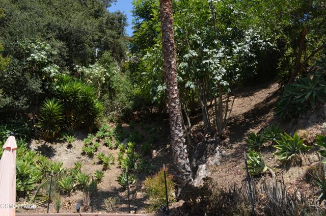 550 Arch Place, Glendale CA: https://media.crmls.org/mediaz/4c2ccc92-9a1d-4619-8f89-33fdfa2885dc.jpg