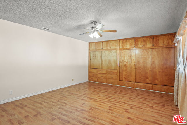 2101 N Almadale Avenue, Los Angeles CA: https://media.crmls.org/mediaz/4c2da400-e4c7-4409-b43a-48a3e049dbe4.jpg