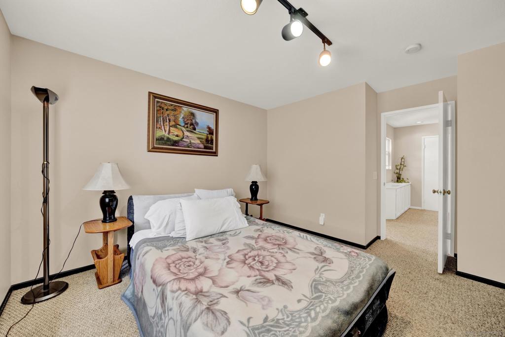 MLS #250033559SD image #31