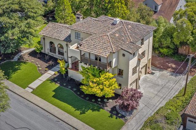 320 Jackson Street, San Mateo CA: https://media.crmls.org/mediaz/4c2e31be-5cd9-47e4-bf8b-3b6ba7e10b94.jpg