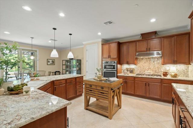 17370 Cesena Court, Morgan Hill CA: https://media.crmls.org/mediaz/4c2f1399-df31-40f0-8493-ac5877fac1cb.jpg
