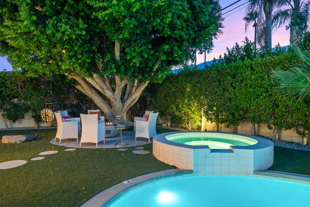 1115 Pasatiempo Road, Palm Springs CA: https://media.crmls.org/mediaz/4c2f2398-9ffd-49e7-a424-256cc5a35dcc.jpg
