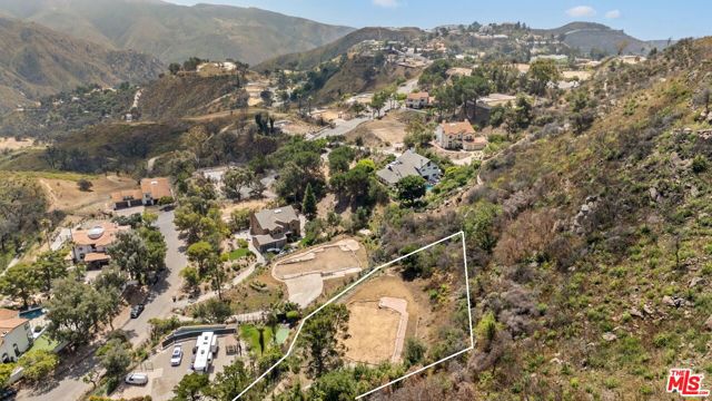 Drew Fenton | 23442 W Copacabana Street Malibu CA | MLS: 7323307