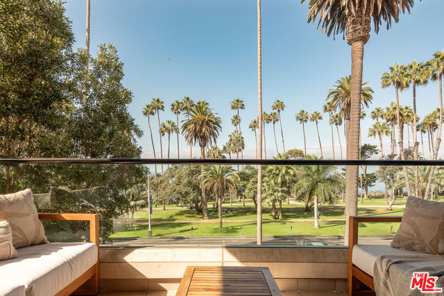 2 Bed Home for Sale in Santa Monica, California