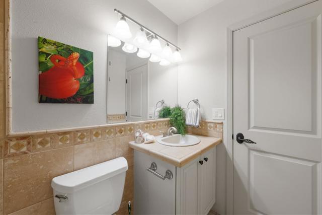 31475 Via Las Rosas, Carmel Valley CA: https://media.crmls.org/mediaz/4c32195f-373d-4924-8c33-ce1843f66925.jpg