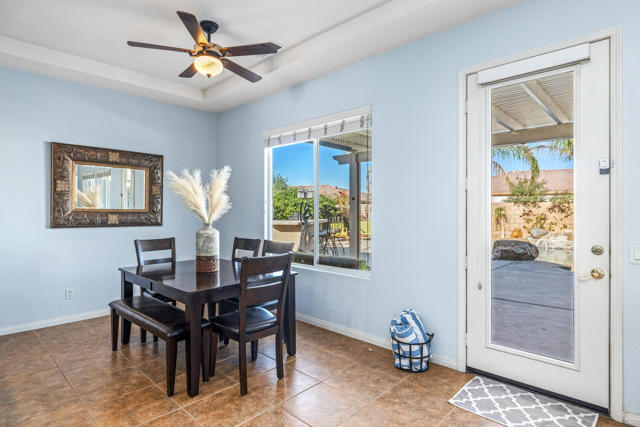 79704 Castille Drive, La Quinta CA: https://media.crmls.org/mediaz/4c3221c9-6df6-44b5-8fd8-26c7045863ce.jpg