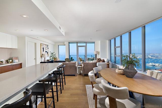 1388 Kettner Blvd, San Diego CA: https://media.crmls.org/mediaz/4c32a68c-1a90-440f-b78a-6b4adbf48d60.jpg