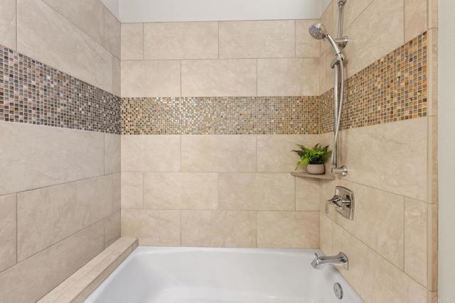 Detail Gallery Image 22 of 59 For 2704 Almendra Ct, Fallbrook,  CA 92028 - 2 Beds | 2 Baths