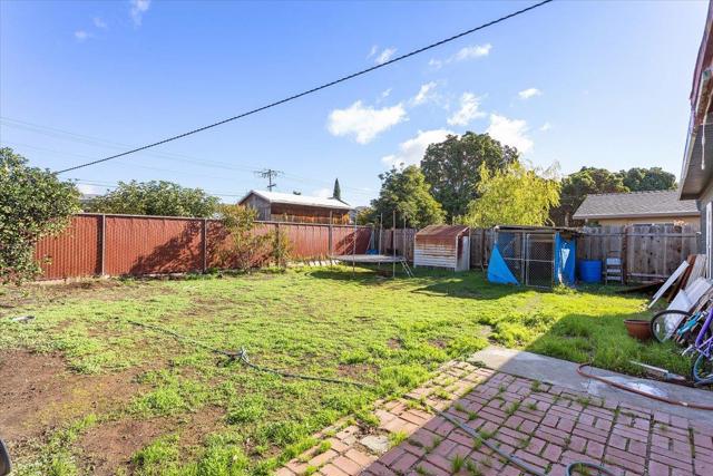33834 9th Street, Union City CA: https://media.crmls.org/mediaz/4c34524a-9b21-466a-857a-871fc040a058.jpg
