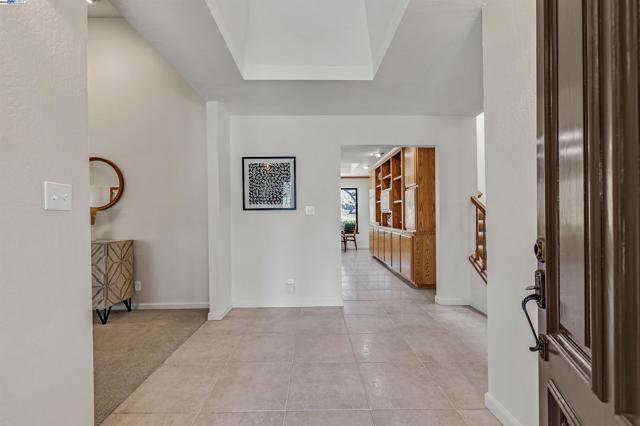 1068 Concord St, Pleasanton CA: https://media.crmls.org/mediaz/4c360c4f-ce2b-4b9e-af72-582db83099d8.jpg