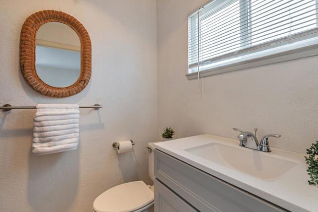642 Lomita Avenue, Millbrae CA: https://media.crmls.org/mediaz/4c367df9-0dbb-4c90-9e8e-59951955c591.jpg
