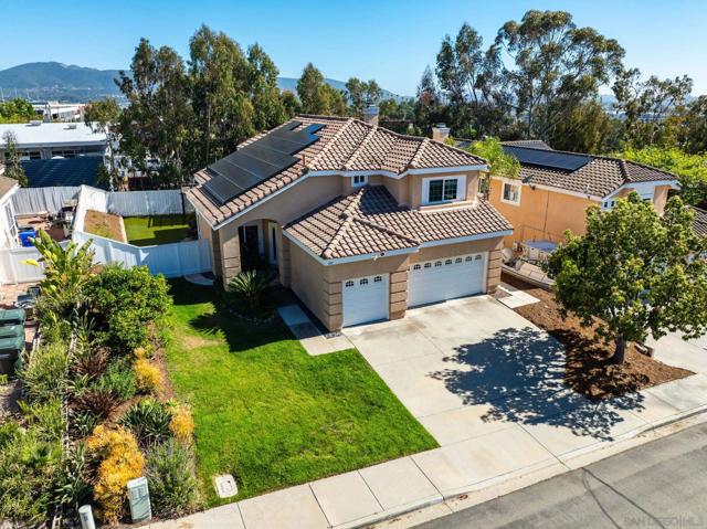 1187 Avenida Azul, San Marcos CA: https://media.crmls.org/mediaz/4c3690b4-8901-4a60-a15c-919acedcaff1.jpg