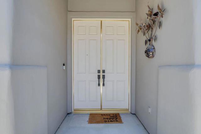 78079 Calle Norte, La Quinta CA: https://media.crmls.org/mediaz/4c3760c2-9da5-490a-8e8f-ae4446af3f6a.jpg