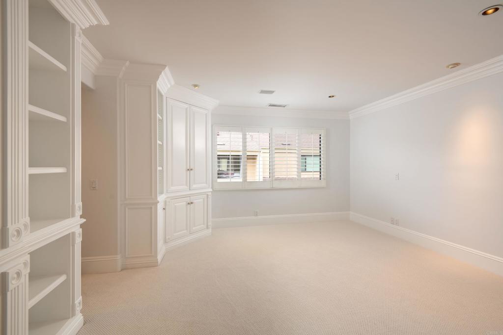 3294 Caminito Eastbluff - photo 15