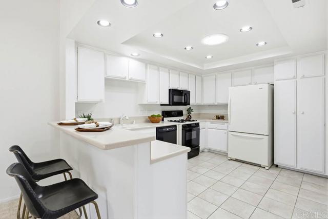 Detail Gallery Image 11 of 31 For 4159 Serranos Court, Fallbrook,  CA 92028 - 2 Beds | 2 Baths