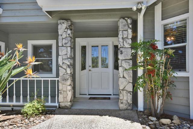 22081 Hibiscus Court, Cupertino CA: https://media.crmls.org/mediaz/4c387c0a-6152-4da6-90de-ac6240f92542.jpg