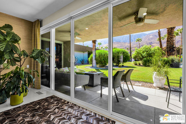 2285 S Calle Palo Fierro, Palm Springs, CA 92264