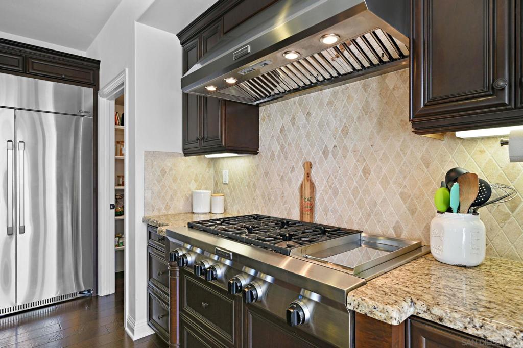 MLS #250043507SD image #17