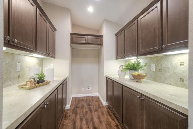 5188 Don Rodolfo Drive, Carlsbad CA: https://media.crmls.org/mediaz/4c3ab9cb-062e-4485-96f1-86e542084032.jpg