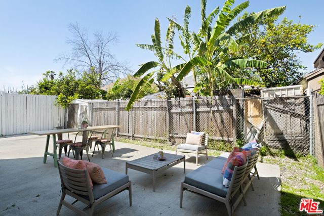 1231 E 47th Place, Los Angeles, CA 90011 Listing Photo  44