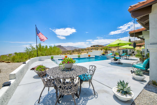 56375 Bighorn Drive, Mountain Center CA: https://media.crmls.org/mediaz/4c3c4378-8f04-4873-b658-32fd87a1c6d7.jpg