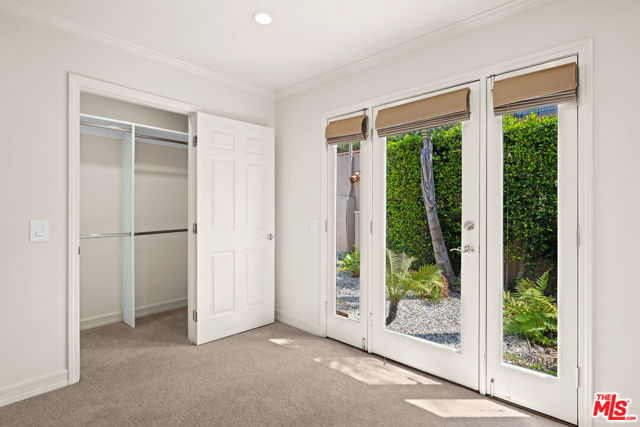 704 Westbourne Drive, West Hollywood CA: https://media.crmls.org/mediaz/4c3c77f5-c524-41ca-8b3b-ace7815376cf.jpg