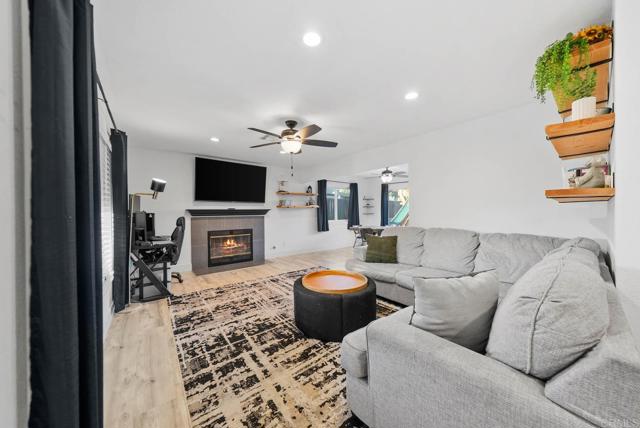 538 Tag Lane, Ramona CA: https://media.crmls.org/mediaz/4c3ce0f1-0e54-4b28-be54-a5a40fe6862b.jpg