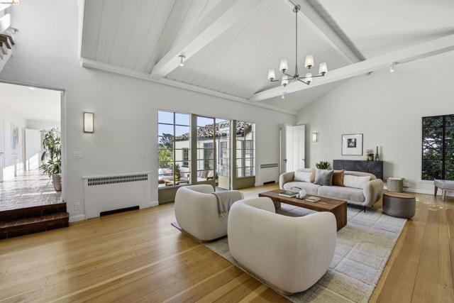 44 Highgate Rd, Kensington CA: https://media.crmls.org/mediaz/4c3d5f34-bb15-4d3e-8027-c10698a93765.jpg