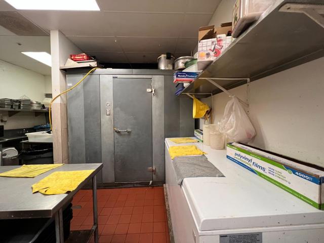 17591 17591 Vierra Canyon Road, Prunedale CA: https://media.crmls.org/mediaz/4c3e1a50-b480-4eed-bbe5-fa0ab2af4cad.jpg