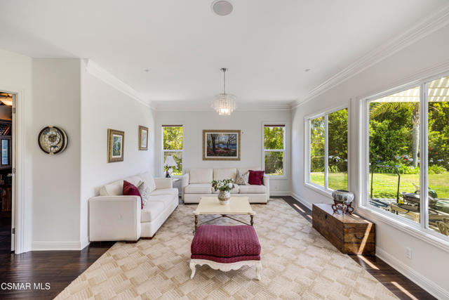 12430 Nelson Road, Moorpark CA: https://media.crmls.org/mediaz/4c3e242a-b524-40a0-b778-f8ae865572eb.jpg