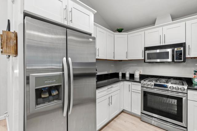 18460 Circle Drive, Los Gatos CA: https://media.crmls.org/mediaz/4c3fdc54-c149-43c6-a490-03b85580bc0d.jpg