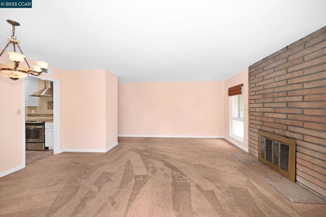 1236 Sherlock Way, Concord CA: https://media.crmls.org/mediaz/4c40af0c-1c0c-4809-8969-0330bec636d3.jpg